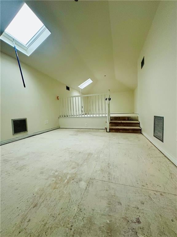4408 Janice Ave, Metairie, LA 70003 - additional living space with a skylight and lofted ceiling