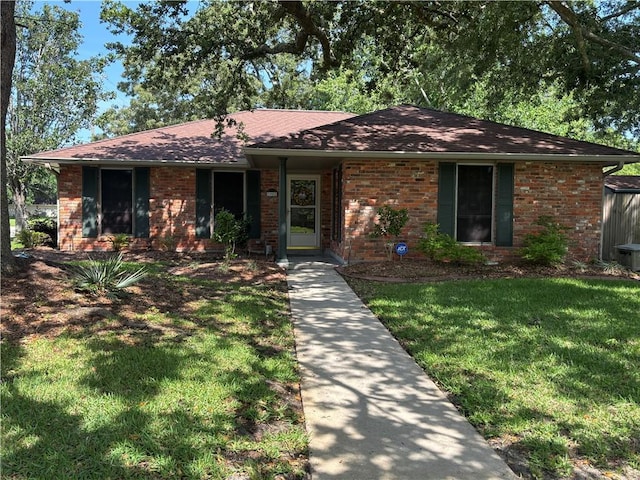 3902 Croydon St, Slidell, LA 70458 - single story home with a front lawn and brick siding