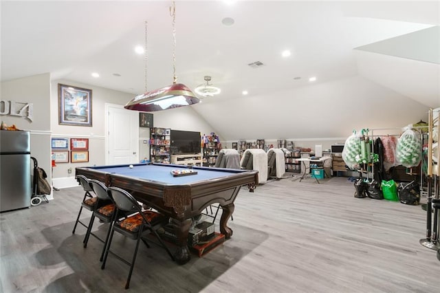 159 Elaine Ave, Harahan, LA 70123 - playroom featuring vaulted ceiling, billiards, light wood-style flooring, and recessed lighting