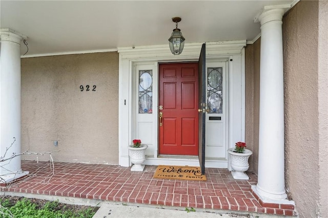 922 Lamanche St, New Orleans, LA 70117 - property entrance with stucco siding