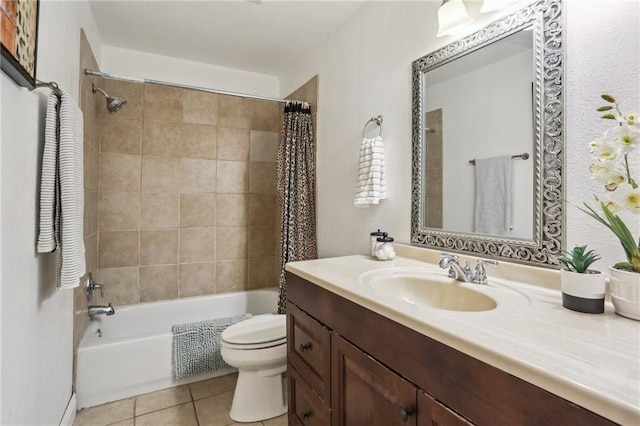 922 Lamanche St, New Orleans, LA 70117 - full bathroom featuring tile patterned flooring, toilet, shower / tub combo with curtain, and vanity