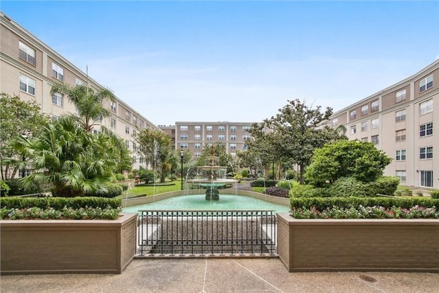 1750 Saint Charles Ave Unit 531, New Orleans, LA 70130 - view of home's community