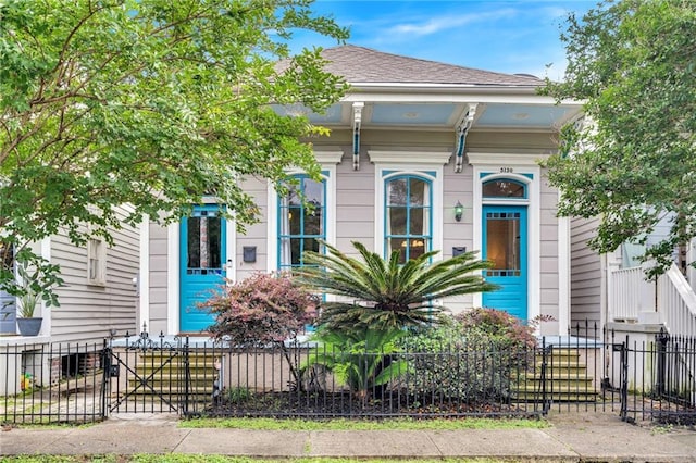 512830 Constance St, New Orleans, LA 70115 - view of front of property with a fenced front yard