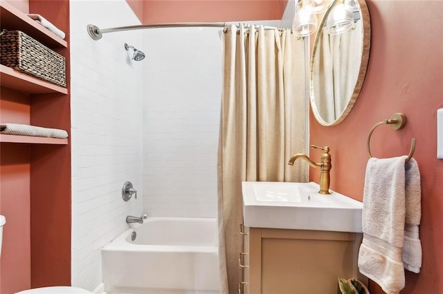 2025 First St, New Orleans, LA 70113 - bathroom with shower / bath combination with curtain, vanity, and toilet