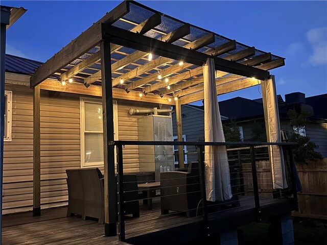 5320 Wickfield Dr, New Orleans, LA 70122 - wooden terrace with a pergola