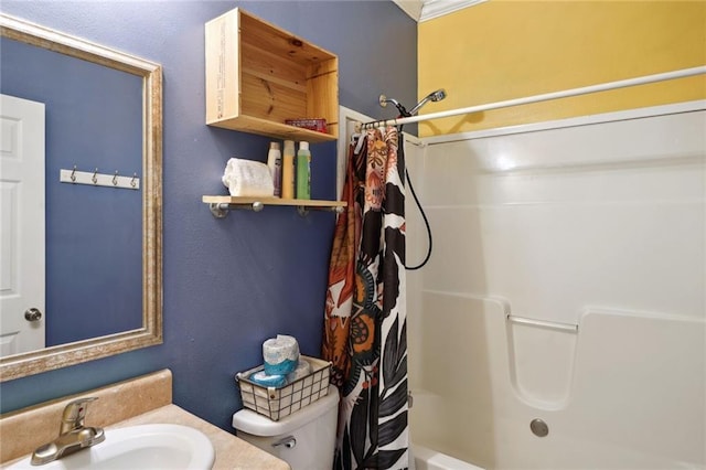 3115 Conti St, New Orleans, LA 70119 - bathroom featuring toilet, shower / tub combo, and vanity