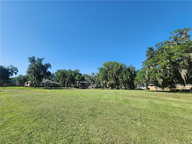 140 Regina Ct, Belle Chasse, LA 70037