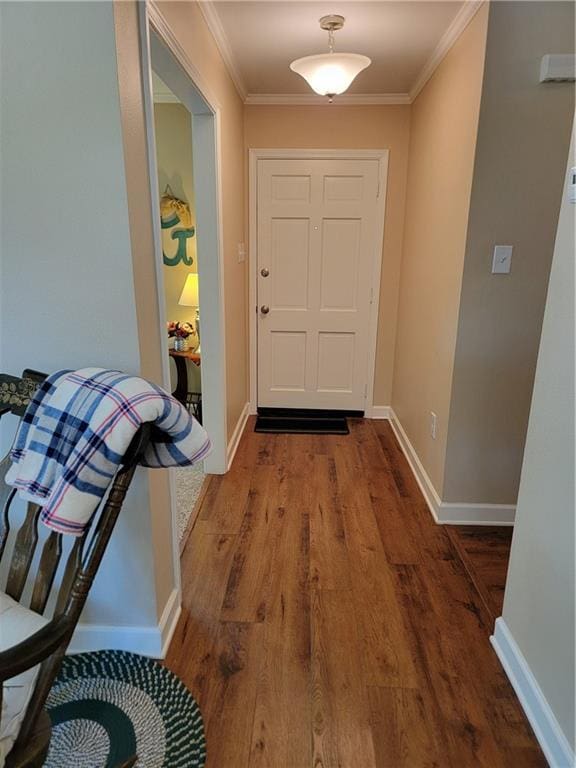 1207 Cousin St, Slidell, LA 70458 - foyer entrance featuring wood finished floors and crown molding