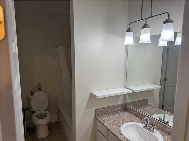 710 E Boyd Dr Unit 906, Baton Rouge, LA 70808 - full bath with vanity, a shower with shower curtain, toilet, and tile patterned flooring
