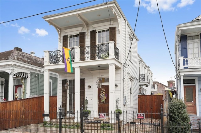 2026 Camp St, New Orleans, LA 70130 - photo 1