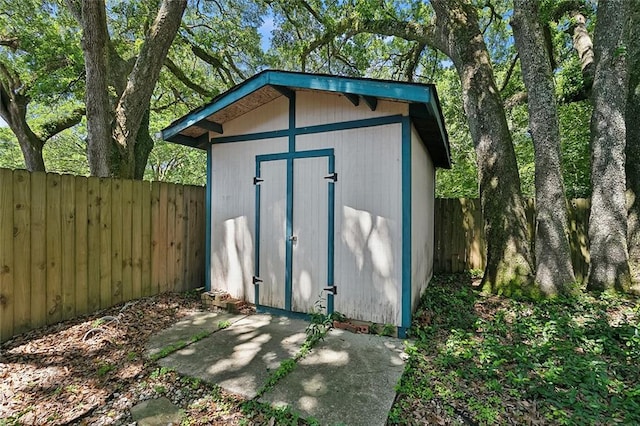 3604 Meadow Lake Dr W, Slidell, LA 70461 - view of shed with fence