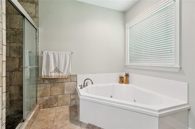 5 Rhonda Ct, Covington, LA 70433 - full bath featuring a stall shower and a tub with jets
