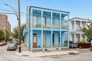 1700 S Rampart St, New Orleans, LA 70113 - view of front of property featuring a balcony