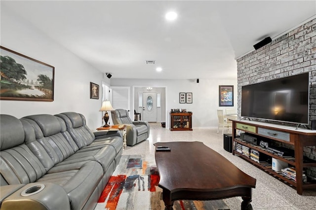 1513 Belmont Pl, Metairie, LA 70001 - living room with baseboards and recessed lighting