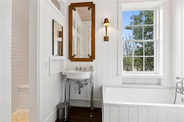 1612 Milan St, New Orleans, LA 70115 - bathroom featuring a tub to relax in