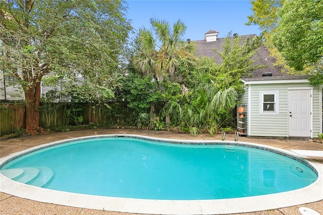 1612 Milan St, New Orleans, LA 70115 - view of pool featuring fence