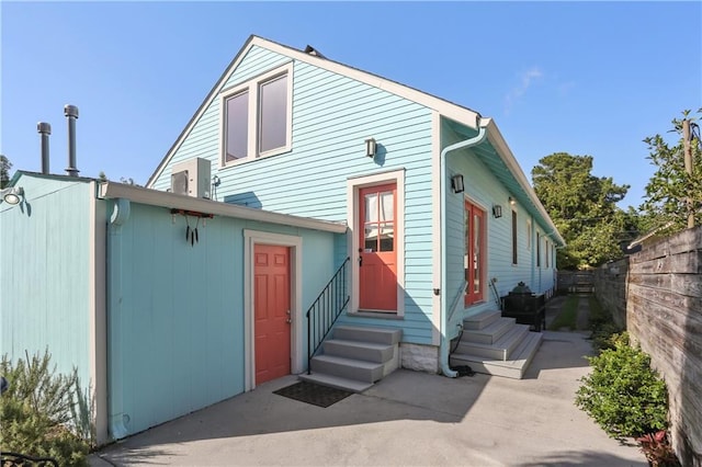 7715 Panola St, New Orleans, LA 70118 - view of front of home with entry steps