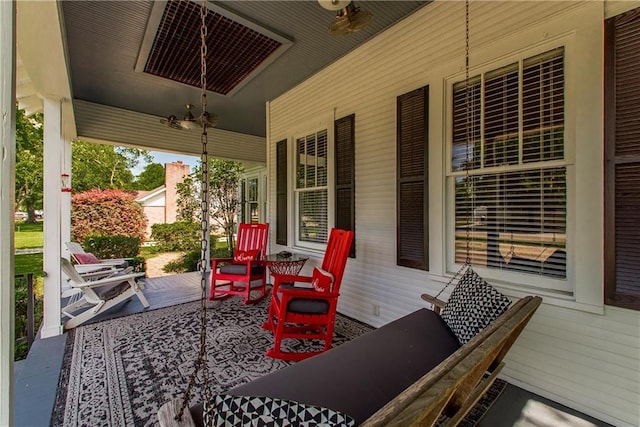 245 E Oak St, Ponchatoula, LA 70454 - view of patio with covered porch