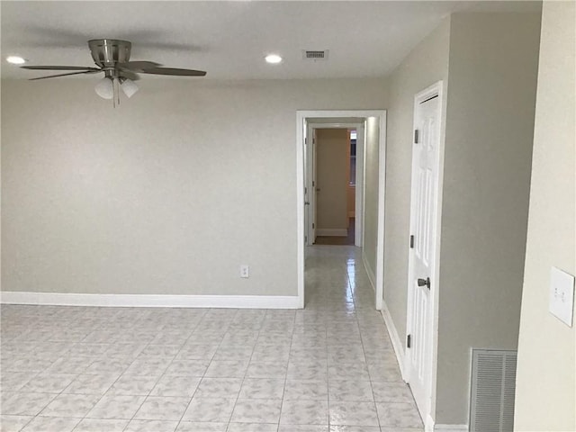 564 Oakwood Dr, Gretna, LA 70056 - spare room with ceiling fan, recessed lighting, and baseboards
