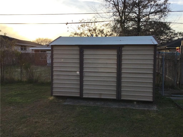 564 Oakwood Dr, Gretna, LA 70056 - view of shed