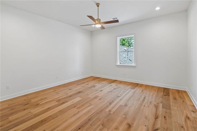 136 Linnette Ln, Mandeville, LA 70471 - spare room featuring a ceiling fan, light wood-style floors, baseboards, and recessed lighting