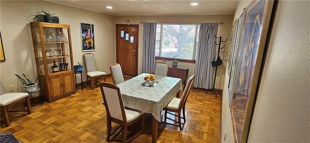 3231 47th St, Metairie, LA 70001 - dining area featuring crown molding and recessed lighting