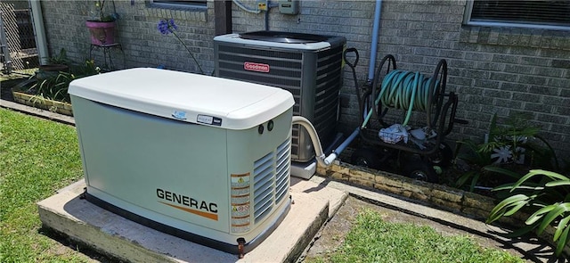 3231 47th St, Metairie, LA 70001 - exterior view of a power unit, central AC unit, and fence