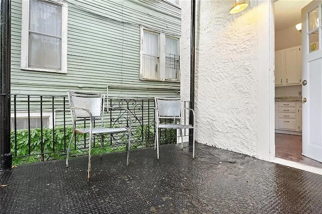 8-10 Neron Pl, New Orleans, LA 70118 - view of patio / terrace