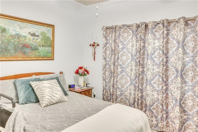 270 Libra Ave Unit B, Mandeville, LA 70471 - bedroom with crown molding