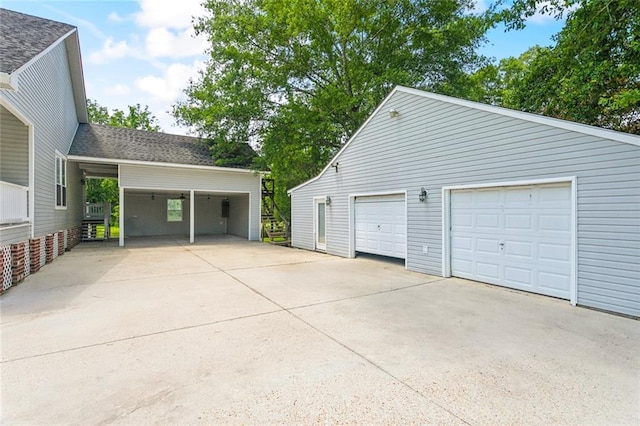 view of detached garage