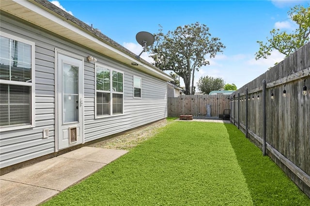 1902 Huey P Long Ave, Gretna, LA 70053 - view of yard with a patio