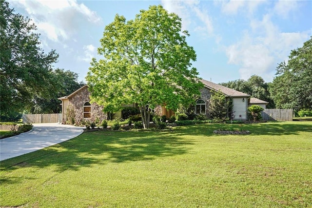 25506 Cardinal Ct, Bush, LA 70431 - view of front of property featuring stone siding and concrete driveway