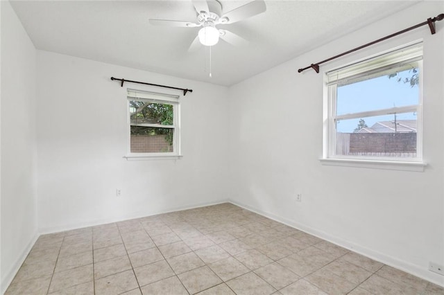 242 Willow Dr, Gretna, LA 70053 - unfurnished room with ceiling fan and baseboards