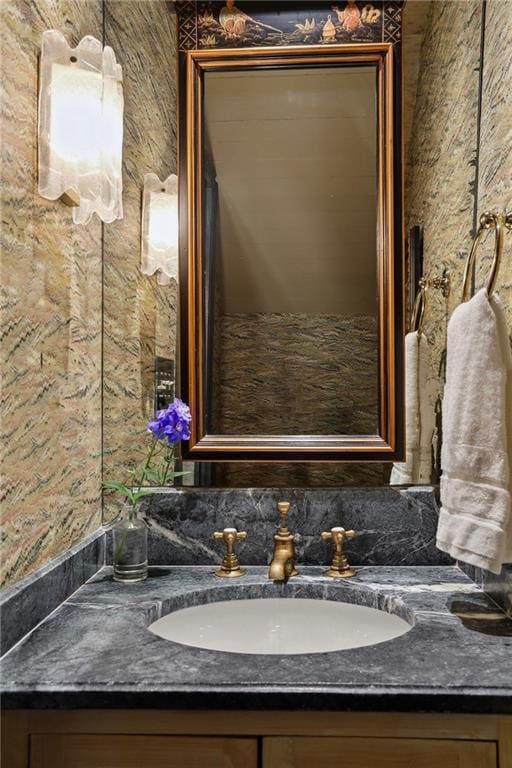 532-38 Governor Nicholls St, New Orleans, LA 70116 - bathroom featuring vanity
