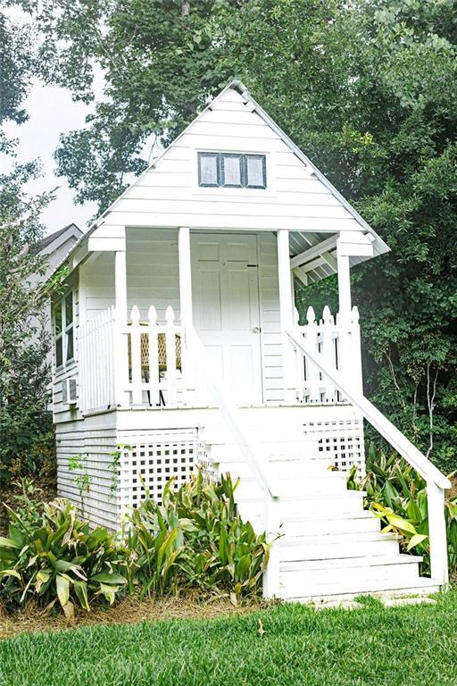 4 Riverdale Dr, Covington, LA 70433 - view of front of home featuring stairs and cooling unit