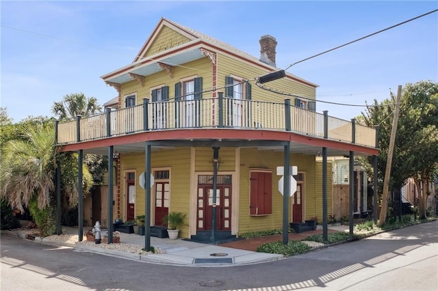 2000 St Philip St, New Orleans, LA 70116 - victorian home with a chimney