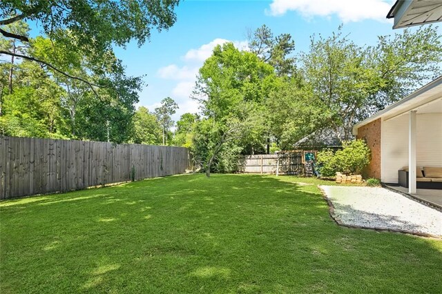 2107 Olvey Dr, Mandeville, LA 70448 - view of yard