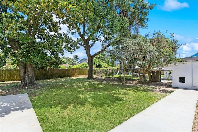 2800 Cupid St, New Orleans, LA 70131 - view of yard