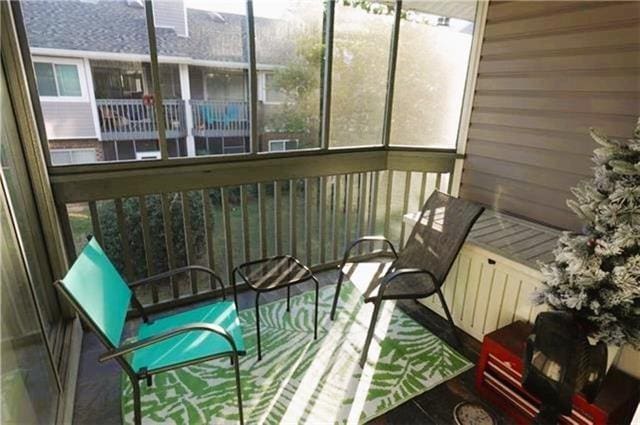 68 Avant Garde Cir Unit 68, Kenner, LA 70065 - view of sunroom