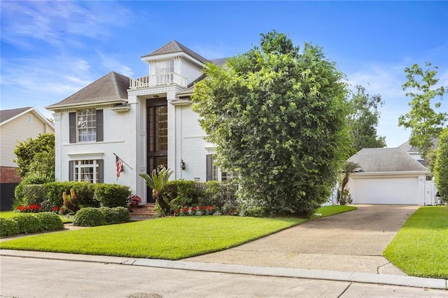 137 Lakewood Estates Dr, New Orleans, LA 70131 - view of front of property featuring a balcony and a front yard