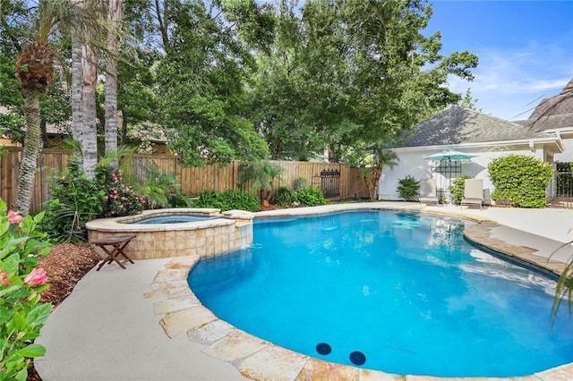 137 Lakewood Estates Dr, New Orleans, LA 70131 - view of pool featuring a fenced backyard, a patio area, and a pool with connected hot tub