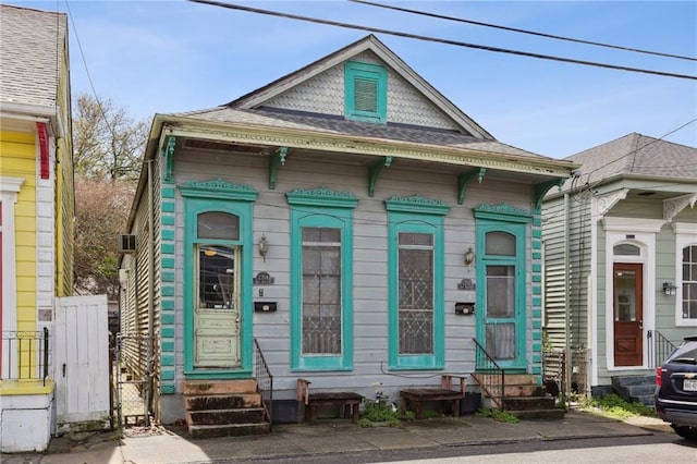 271214 Burgundy St, New Orleans, LA 70117 - view of front of house featuring entry steps