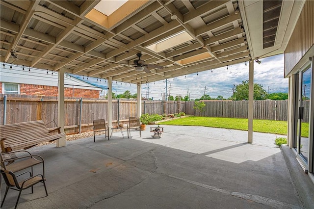 4401 Apollo Dr, Metairie, LA 70003 - view of patio with ceiling fan