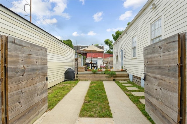 2712 Saint Thomas St, New Orleans, LA 70130 - view of yard