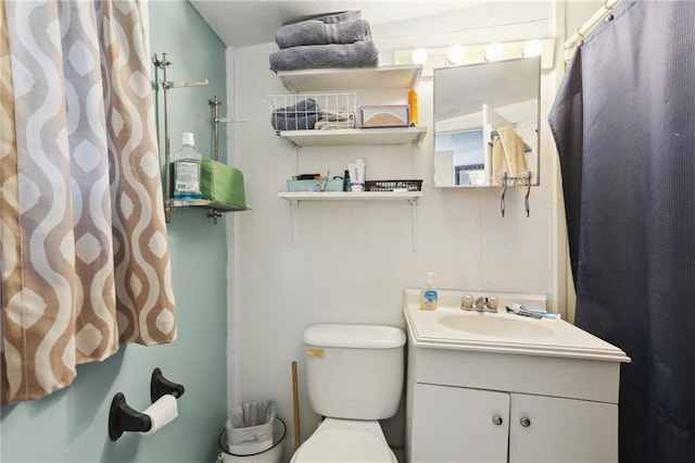 3979 S Front St, New Orleans, LA 70115 - bathroom with toilet and vanity