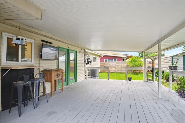 33 Caribou Ct, Metairie, LA 70003 - wooden terrace with fence and central AC unit