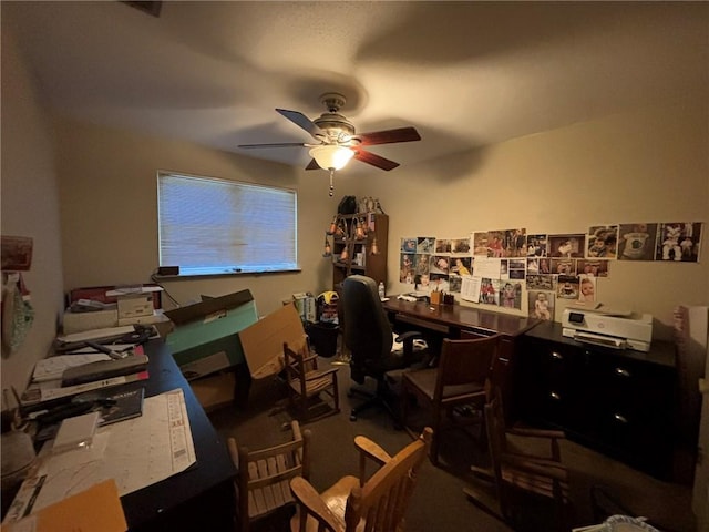 2132 Missille St, Harvey, LA 70058 - carpeted office space with ceiling fan