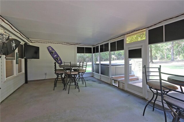 47013 Rivergate Dr, Robert, LA 70455 - sunroom / solarium featuring a jacuzzi
