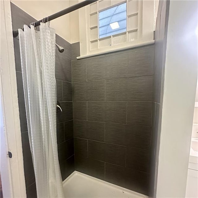 1915-1917 Bayou Rd, New Orleans, LA 70116 - full bathroom featuring a shower stall