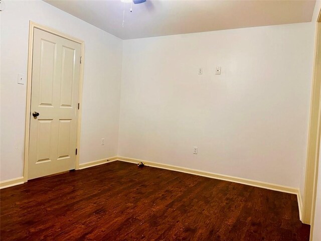 116 Southern Ct, Avondale, LA 70094 - empty room with dark wood-style floors, baseboards, and ceiling fan